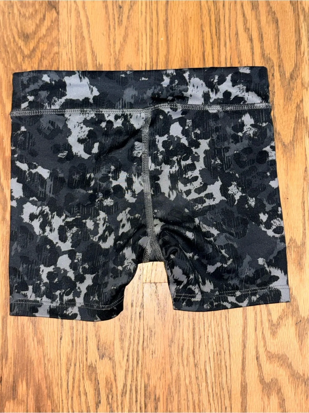 Old Navy Active Heather Gray Performance Shorts